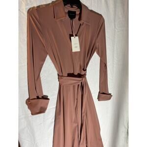 Gorgeous NWT Alex Marie Mauve long sleeve Collared wrap tie dress Size 2